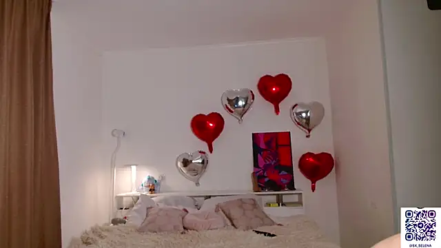 Snapshot of Ice_Strawberry chatting on 13, 2, 2026 Ice Strawberry online show from 13, 2, 2026