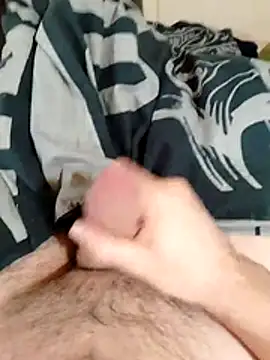 Snapshot of chrisdic27 chatting on 26, 2, 2026 chrisdic27 online show from 26, 2, 2026