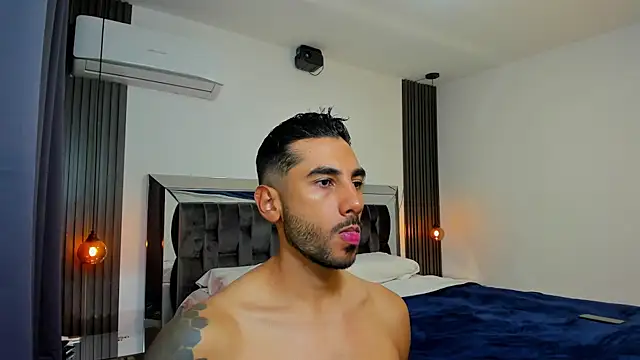 MARC THOMPSON  online show from 20, 10, 2025