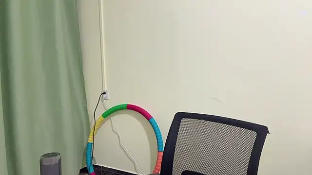 Nicole-13 online show from 16, 12, 2025