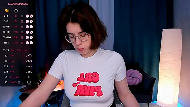 BellaCaress online show from 23, 11, 2025