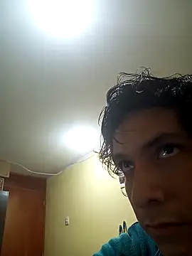 Snapshot of AngelRevery chatting on 2, 10, 2025 AngelRevery online show from 2, 10, 2025