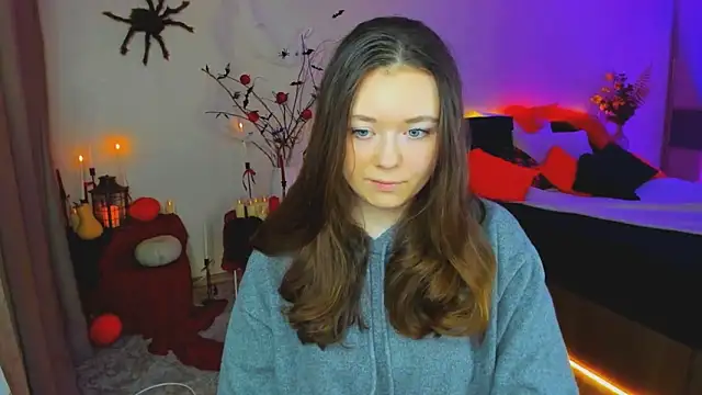 AlluringLookk online show from 27, 10, 2025