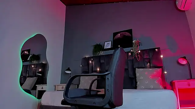 MrFox   online show from 6, 2, 2026