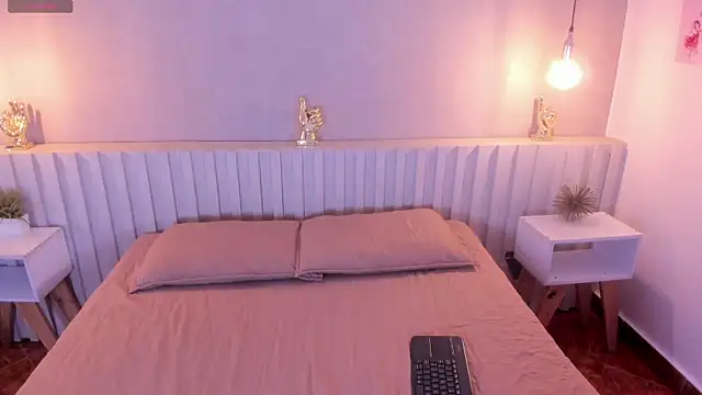 Snapshot of HannahToons chatting on 1, 3, 2026 HannahToons online show from 1, 3, 2026