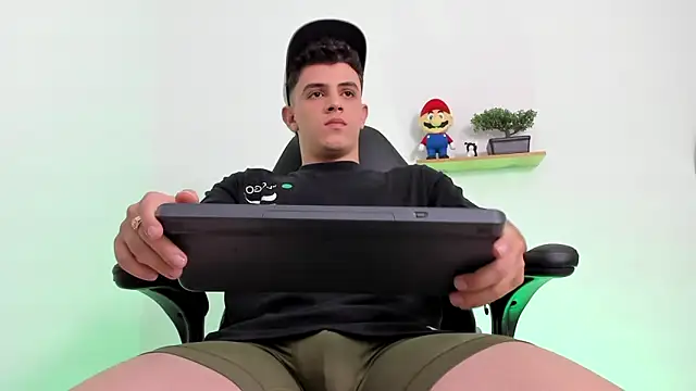 Mikecooper online show from 6, 11, 2025