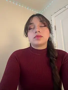 Snapshot of CharmingMaddie chatting on 3, 3, 2026 CharmingMaddie online show from 3, 3, 2026