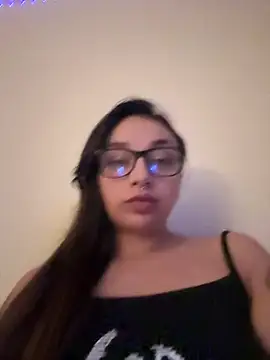 Snapshot of CharmingMaddie chatting on 18, 6, 2026 CharmingMaddie online show from 18, 6, 2026
