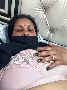 Snapshot of Love-pari077 chatting on 2, 3, 2026 Love-pari077 online show from 2, 3, 2026