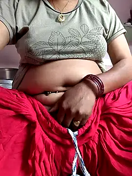 Snapshot of Love-pari077 chatting on 8, 4, 2026 Love-pari077 online show from 8, 4, 2026