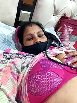 Snapshot of Love-pari077 chatting on 11, 4, 2026 Love-pari077 online show from 11, 4, 2026