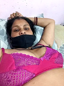 Snapshot of Love-pari077 chatting on 14, 4, 2026 Love-pari077 online show from 14, 4, 2026