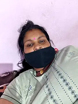 Snapshot of Love-pari077 chatting on 15, 4, 2026 Love-pari077 online show from 15, 4, 2026