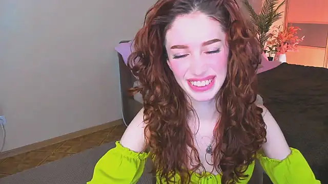 Snapshot of ChristinaConteeree chatting on 18, 4, 2026 ChristinaConteeree online show from 18, 4, 2026