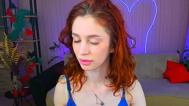 Snapshot of ChristinaConteeree chatting on 28, 5, 2026 ChristinaConteeree online show from 28, 5, 2026