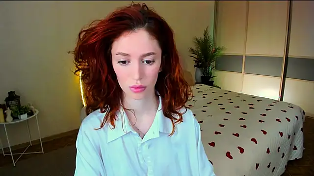 Snapshot of ChristinaConteeree chatting on 29, 5, 2026 ChristinaConteeree online show from 29, 5, 2026