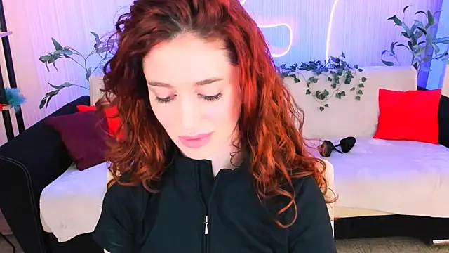 Snapshot of ChristinaConteeree chatting on 31, 5, 2026 ChristinaConteeree online show from 31, 5, 2026