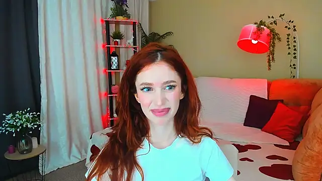 ChristinaConteeree online show from 6, 7, 2026