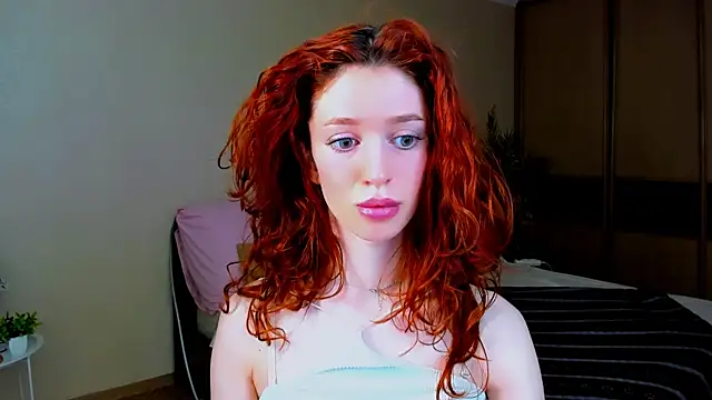 ChristinaConteeree online show from 21, 7, 2026