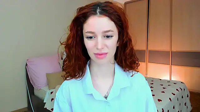 ChristinaConteeree online show from 22, 7, 2026