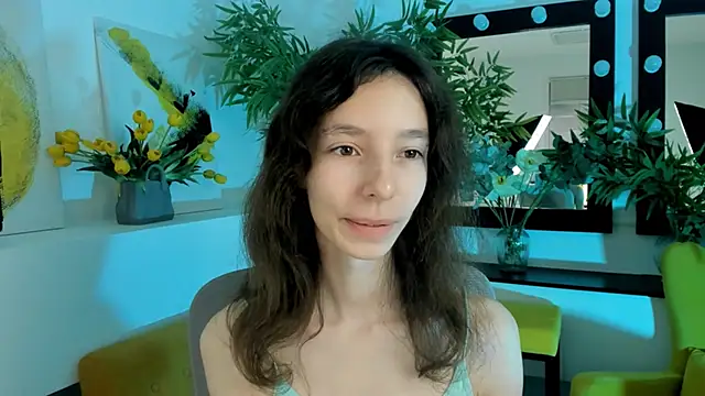 EmmanuellBrown online show from 2, 11, 2025