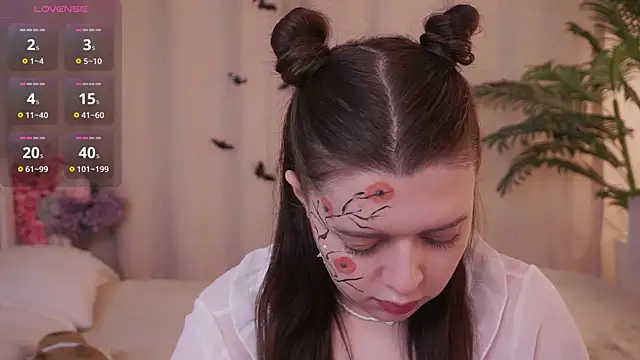 Snapshot of BlissHey chatting on 28, 10, 2025 BlissHey online show from 28, 10, 2025