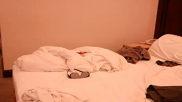 Snapshot of bigbb101011 chatting on 28, 9, 2025 bigbb101011 online show from 28, 9, 2025