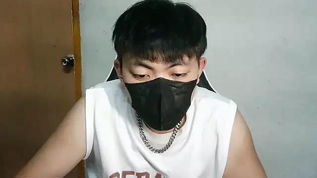 Snapshot of bigbb101011 chatting on 30, 9, 2025 bigbb101011 online show from 30, 9, 2025