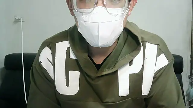 Snapshot of bigbb101011 chatting on 28, 11, 2025 bigbb101011 online show from 28, 11, 2025