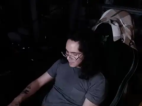 Snapshot of dorrey21 chatting on 12, 9, 2025 dorrey21 online show from 12, 9, 2025