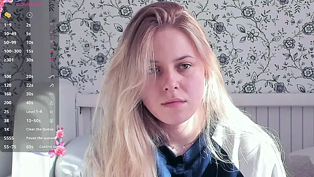 Snapshot of AngelAnty chatting on 17, 4, 2026 AngelAnty online show from 17, 4, 2026