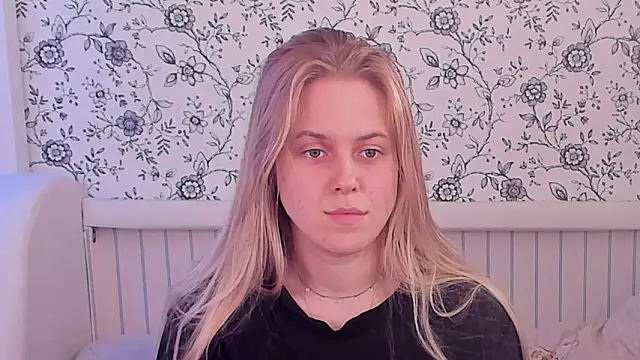 Snapshot of AngelAnty chatting on 11, 5, 2026 AngelAnty online show from 11, 5, 2026