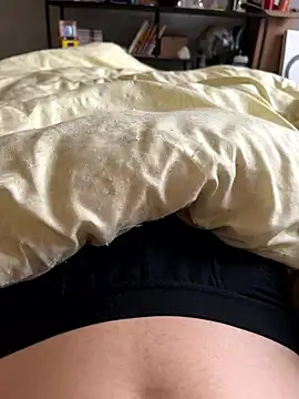 Snapshot of Zizibeaugoss chatting on 16, 1, 2026 Zizibeaugoss online show from 16, 1, 2026