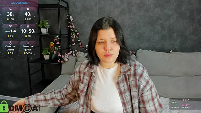 Michele Greenn online show from 26, 10, 2025