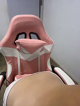 Rouse-Antonella online show from 28, 10, 2025