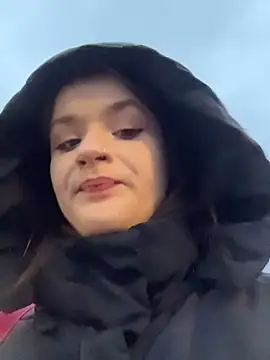 KittyQueeny online show from 29, 11, 2025