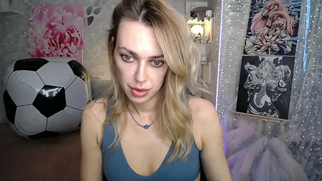Snapshot of NickyAdamidi chatting on 6, 7, 2026 NickyAdamidi online show from 6, 7, 2026