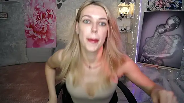 Snapshot of NickyAdamidi chatting on 24, 7, 2026 NickyAdamidi online show from 24, 7, 2026