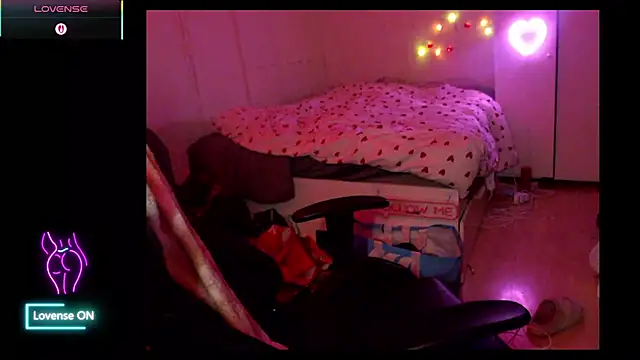 Kinkybooby online show from 12, 1, 2026