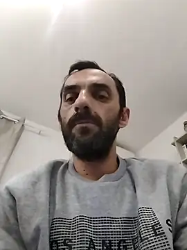 hotmen83 online show from 24, 10, 2025