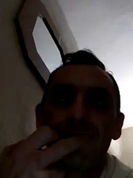 hotmen83 online show from 13, 3, 2026