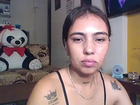 EmmaSplycer02 online show from 2, 4, 2026