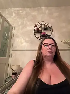 BuxomKitty BBW online show from 8, 3, 2026