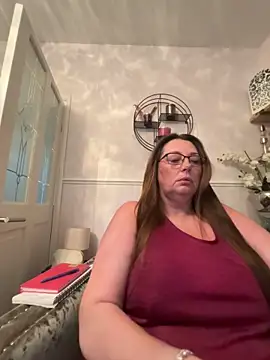 BuxomKitty BBW online show from 9, 4, 2026