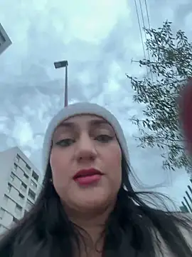 Ninabigtitied online show from 23, 10, 2025