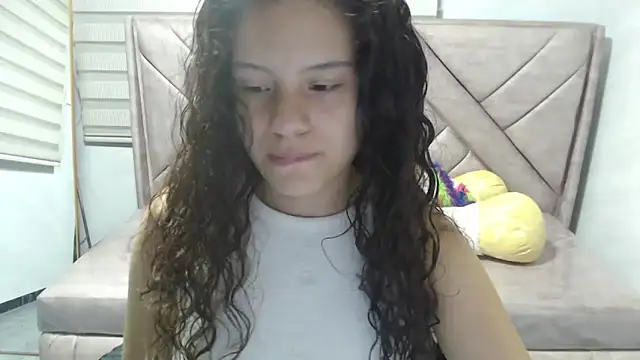 Velvet Moon V online show from 22, 9, 2025