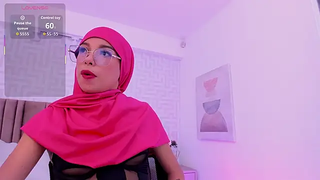 naishaa  online show from 5, 3, 2026