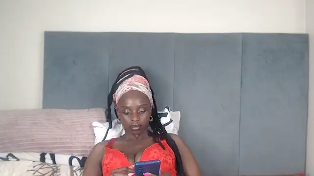 Snapshot of Jah-Queen chatting on 4, 10, 2025 Jah-Queen online show from 4, 10, 2025