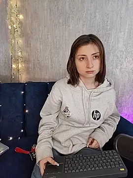 AriMonoban online show from 3, 3, 2026