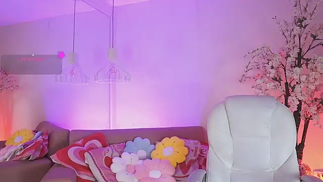 JadeSummerr online show from 10, 2, 2026